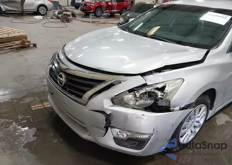 2014 Nissan Altima 2.5 S из США, поврежденный, VIN 1N4AL3AP3EN338713